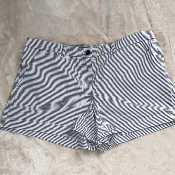 Gap Women’s Shorts size 14 regular - Picture 1 of 4